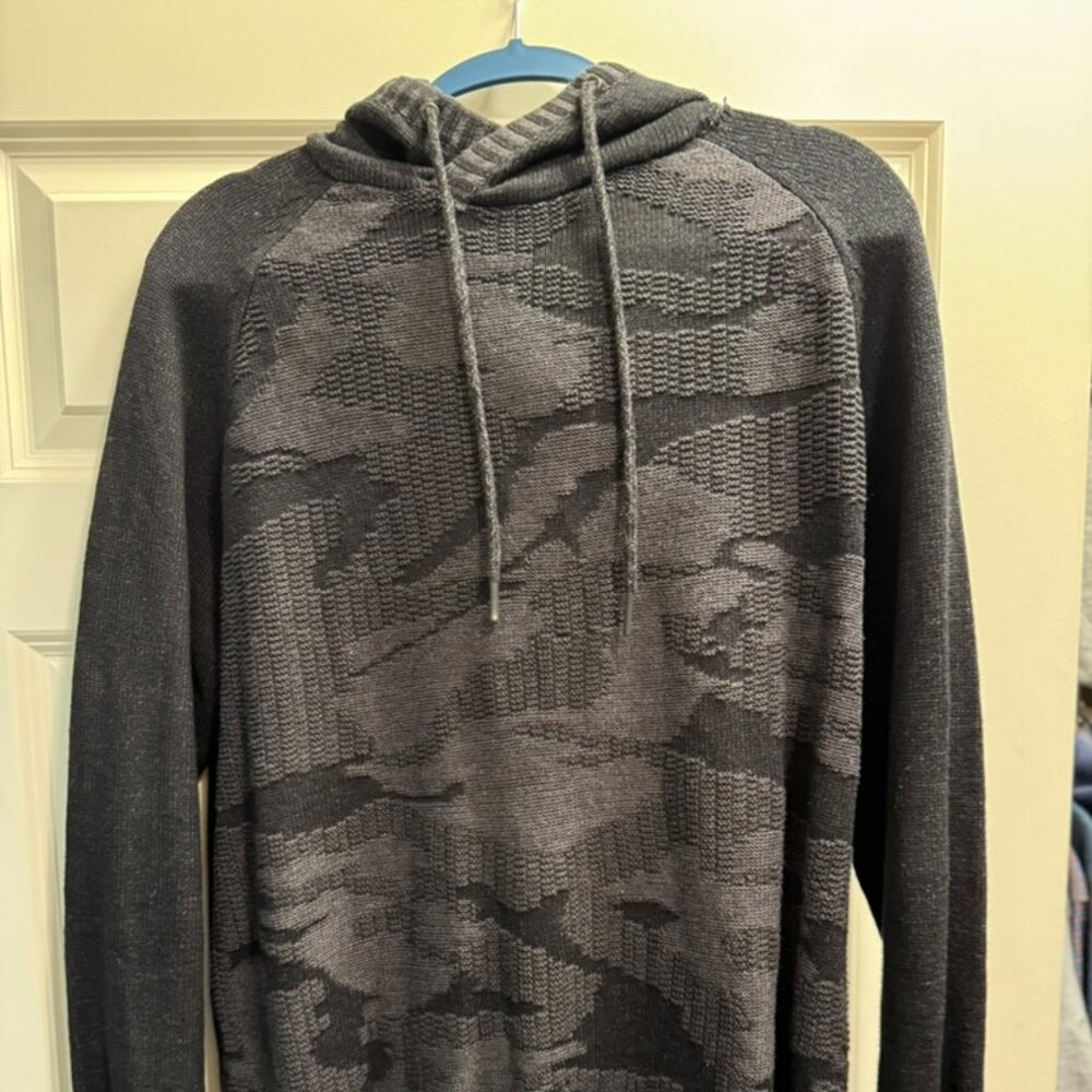 Retrofit Knit Hoodie - Men's Large - Charcoal Camo Knit